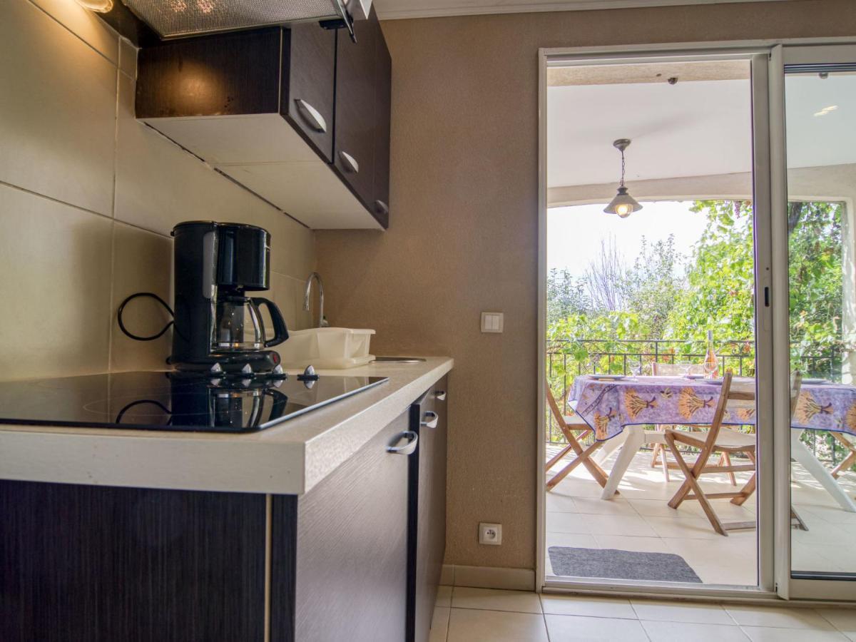 Appartement Mas Des Grives By Interhome Bauduen